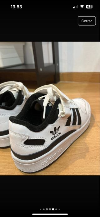 Zapatillas Forum Adidas blancas y negras