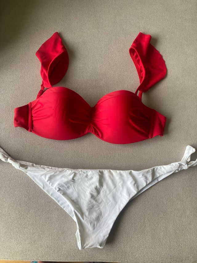 Bikini rojo y blanco - 2 piezas