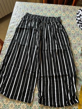 Pantaloni a righe bianco-neri