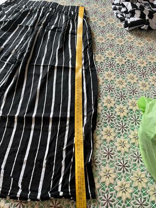 Pantaloni a righe bianco-neri