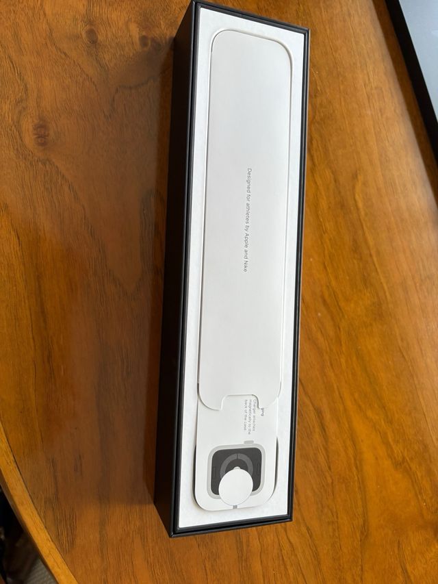 Apple Watch 44mm - Space Gray