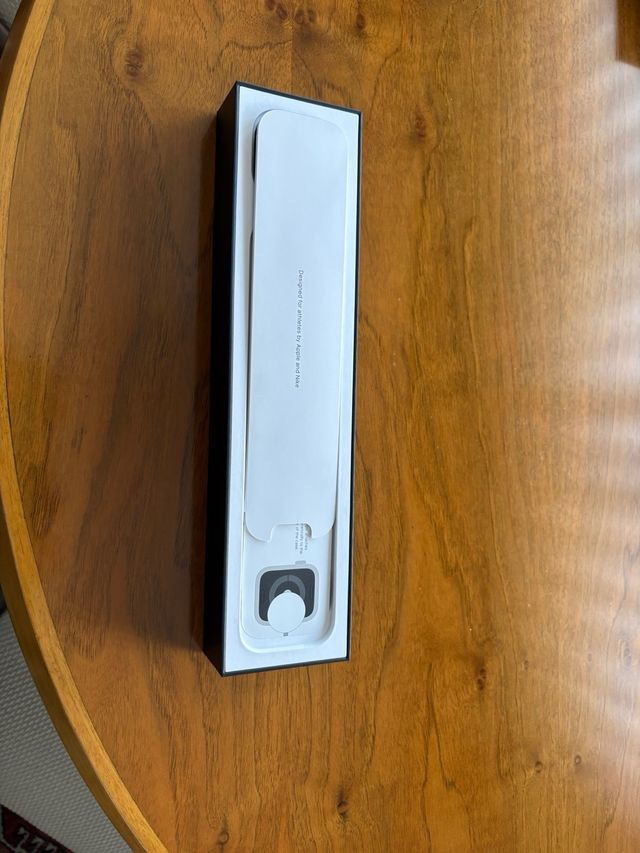 Apple Watch 44mm - Space Gray