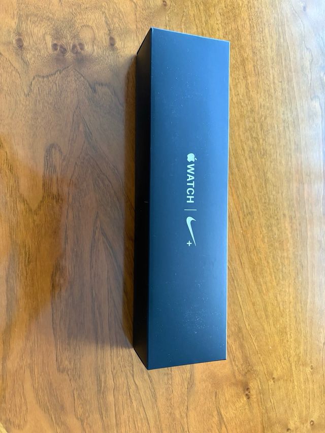 Apple Watch 44mm - Space Gray