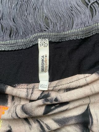 Camiseta negra flecos espalda - XS