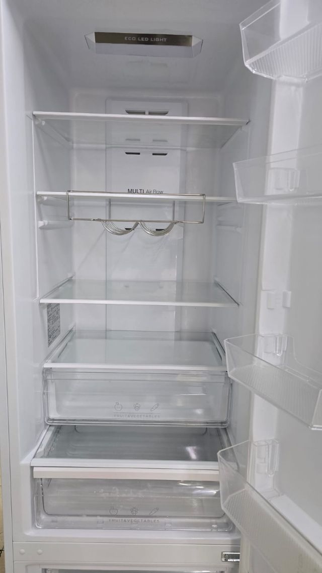 Nevera EDESA No Frost A+++ 2METROS