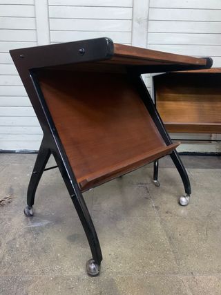 Mesa vintage. Madera.Años 50