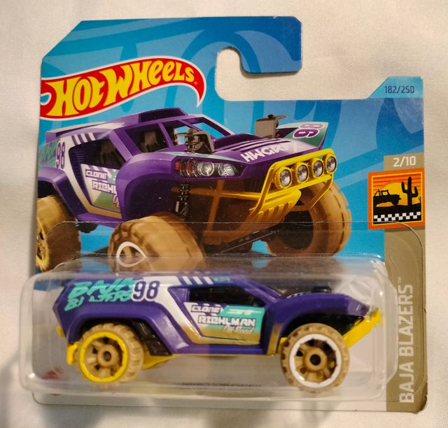 10 Coches HOT WHEELS cerrados 2€ cada uno LOTE 8