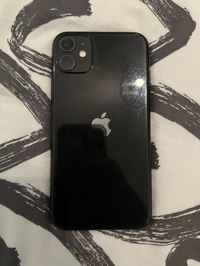 iPhone 11 Negro, batería 80%, original apple