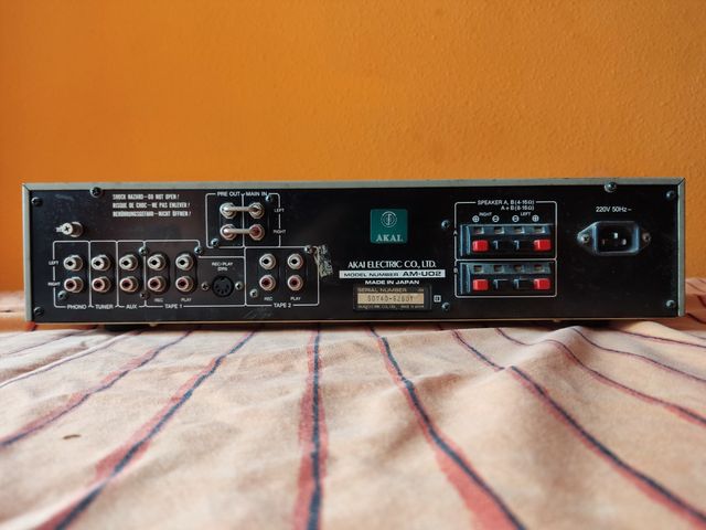 Etapa de potencia AKAI AM-U02 vintage