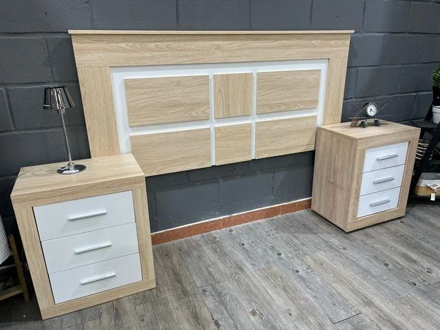 Cabecero y mesitas noche madera