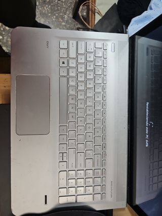 Portátil HP Envy - Plata Incluye cargador Original