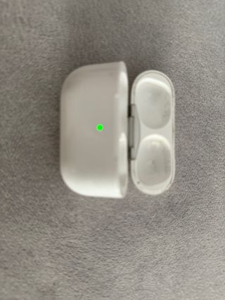 AirPods Pro 1ª Gen - Caja Carga Blanca