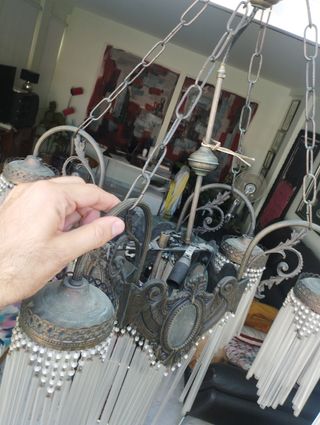 Lampara neogótica antigua