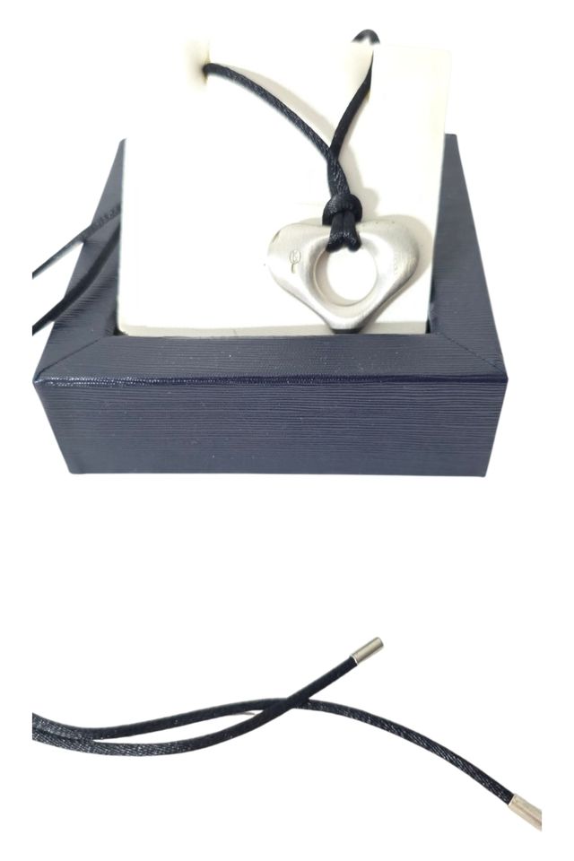 COLLANA ARGENTO SATINATO E DIAMANTE Molecole