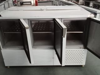 Mesa refrigerada 3 puertas