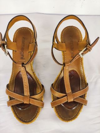 Sandali zeppa marrone donna