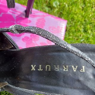 Sandalias FARRUTX Fiesta gris oscura brillo n 39.