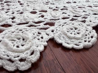 Centrotavola uncinetto bianco