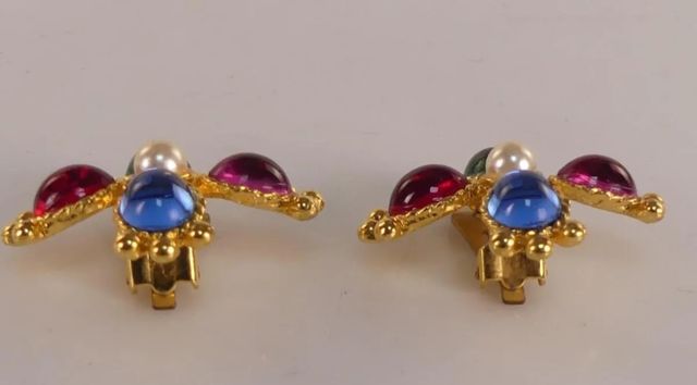 Pendientes cruz multicolor dorados