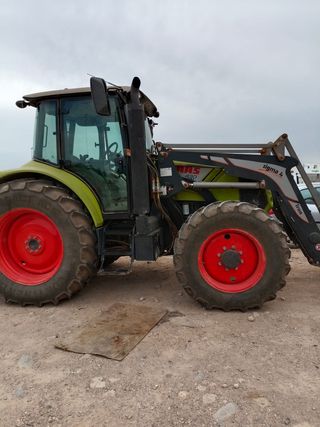 Tractor Class arion 430 