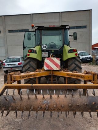 Tractor Class arion 430 
