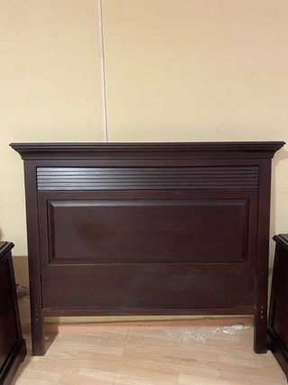 Dormitorio matrimonio: Cabecero + 2 mesitas y como