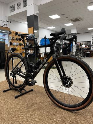 Bicicleta Gravel Cannondale SuperSix Evo SE1