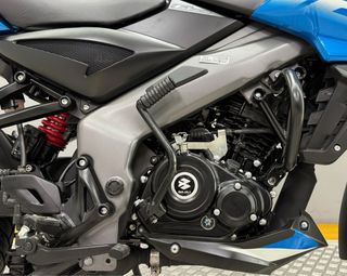 BAJAJ PULSAR NS 125
