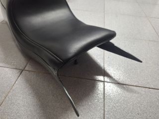 Colín monoplaza moto clásica