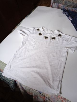 Conjunto camiseta y shorts blanco y azul