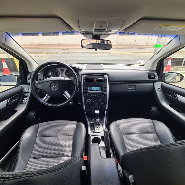 Mercedes-Benz Clase B 200 CDI AUTOMÁTICO