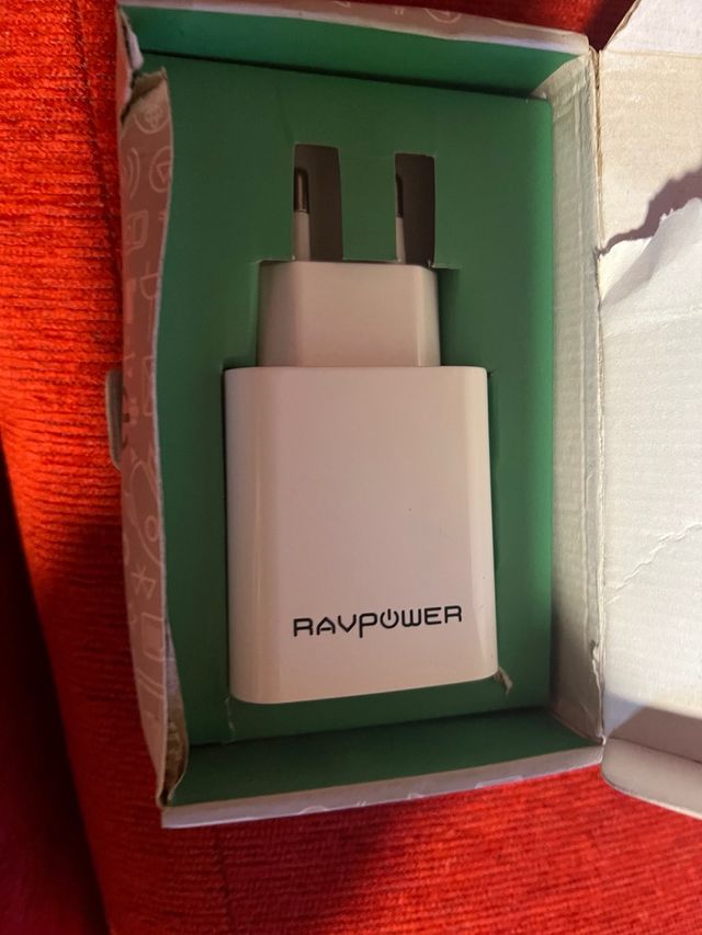 Cargador RAVPOWER 3 USB