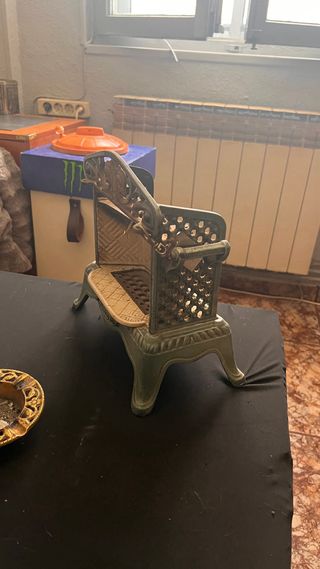 Salamandra hierro antigua