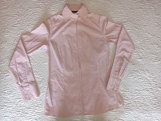 Camisa a rayas rosa empolvado
