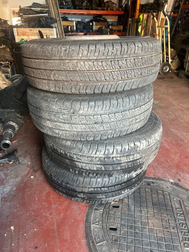 Ruedas Nissan Cabstar