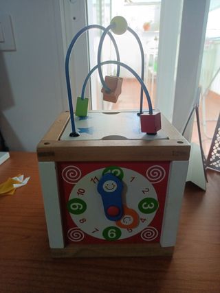 Cubo actividades bebé 0-5 años