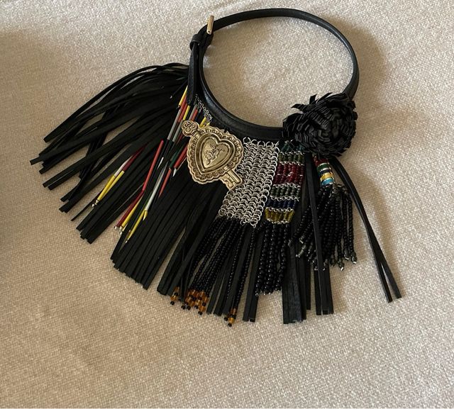 Collar babero piel de Bimba y Lola