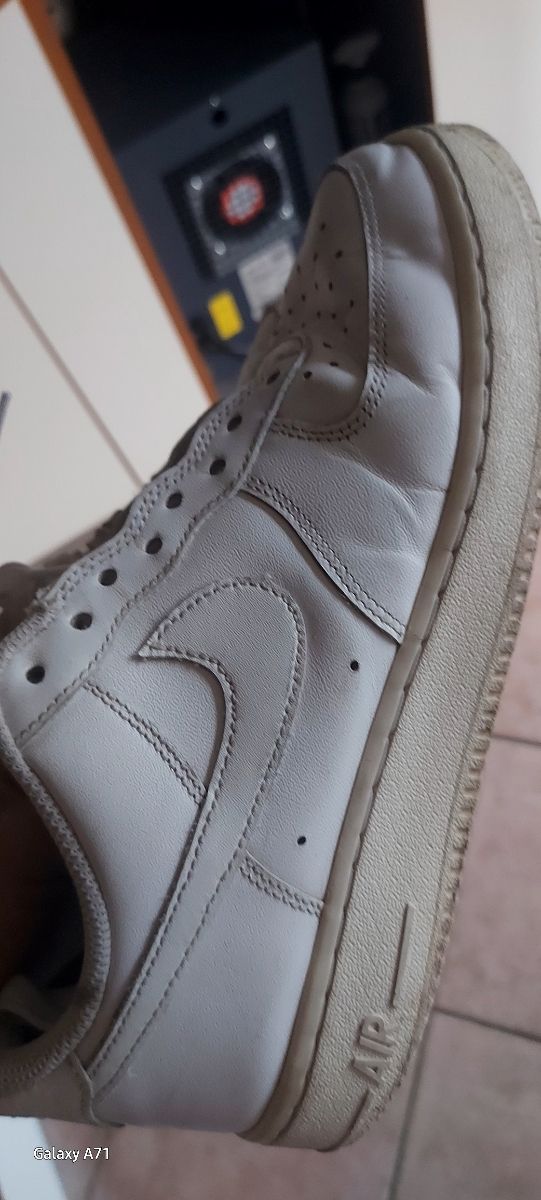 Nike Air Force 1 - US 8.5