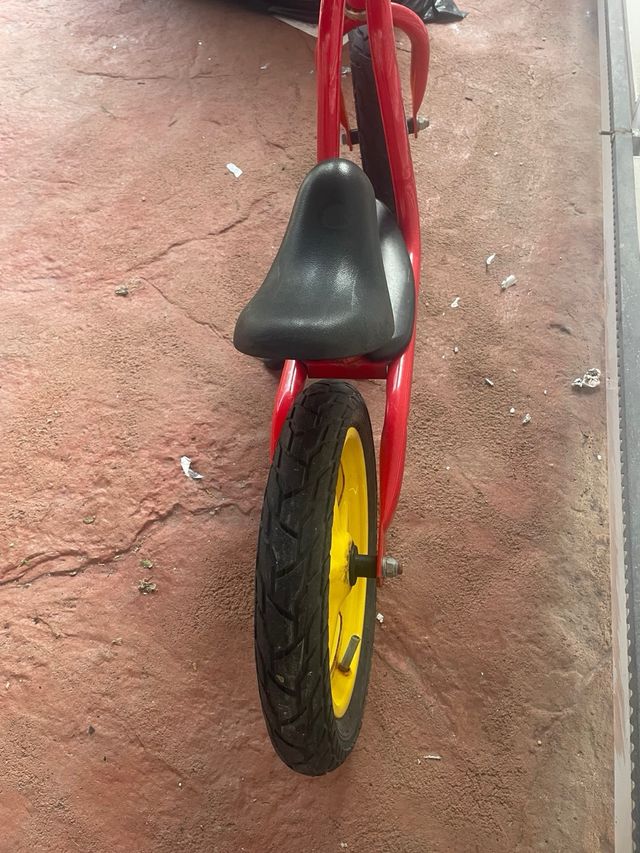 Bicicleta sin pedales Puky