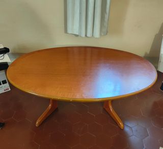 Tavolino ovale in legno 