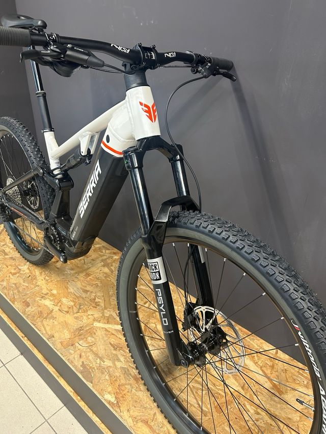 E-bike Berria Stratos HPR XT