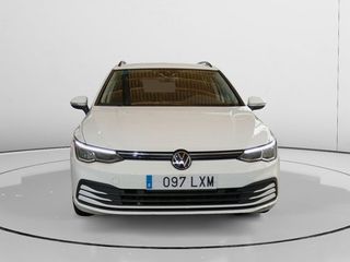 Volkswagen Golf Life eTSI