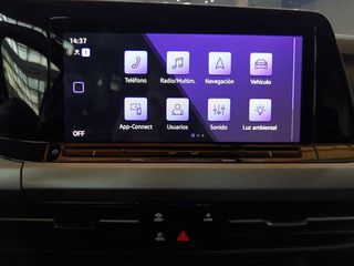Volkswagen Golf Life eTSI
