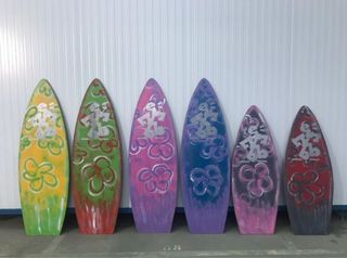 30€ c.u. tipo Tablas surf decoradas