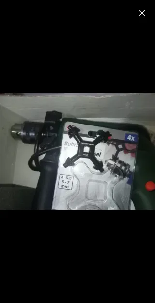 Taladro percutor 500W