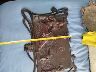 Relieve Art Nouveau calamina