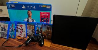 PS4 (PlayStation 4) 1TB + 1 mando + (+10 juegos)