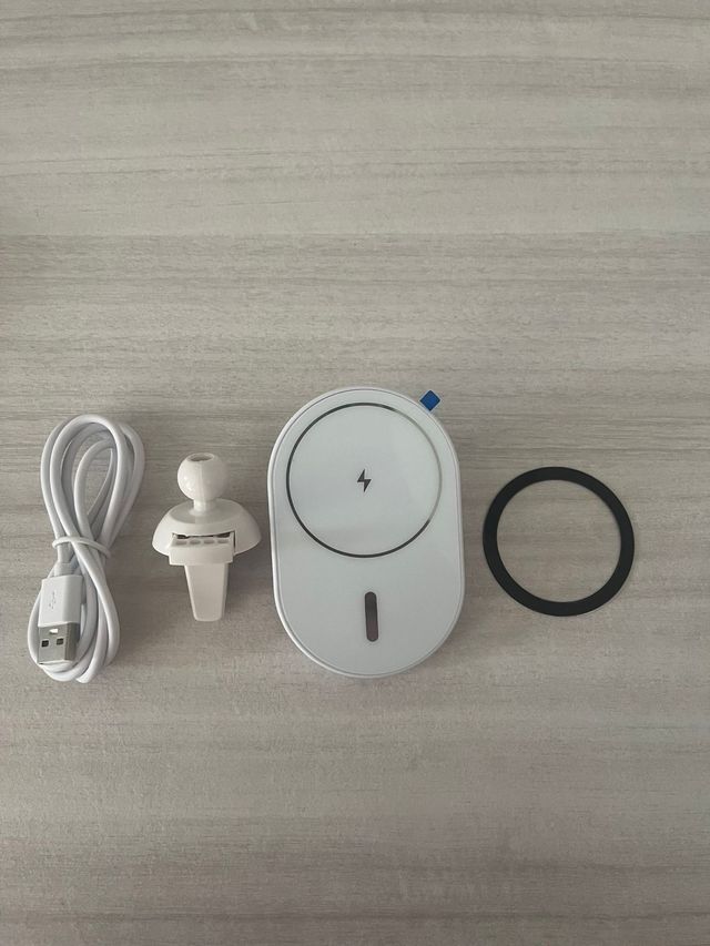 Supporto Wireless Magnetico Auto