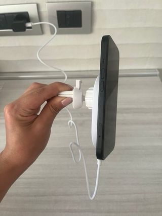 Supporto Wireless Magnetico Auto