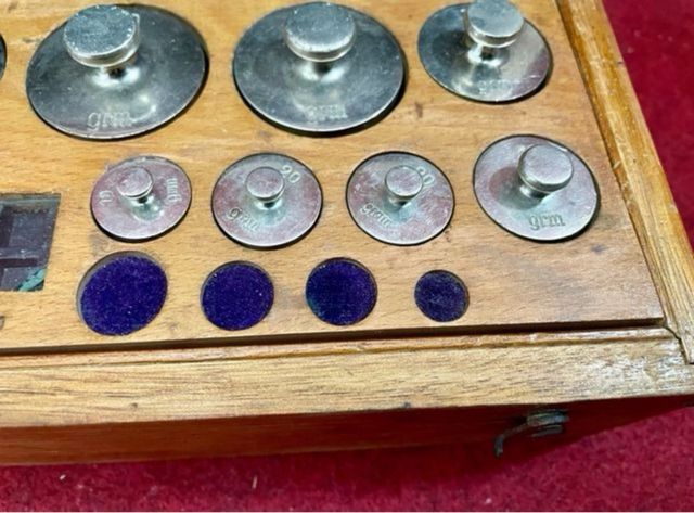 Juego de pesas antiguas precisión Arthur H. Thomas